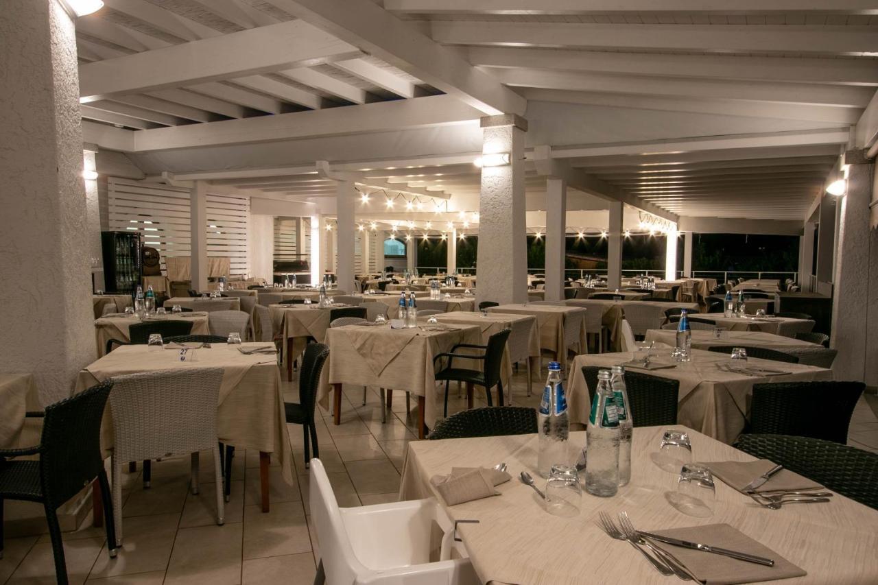 Limone Beach Resort Кастиадас Экстерьер фото